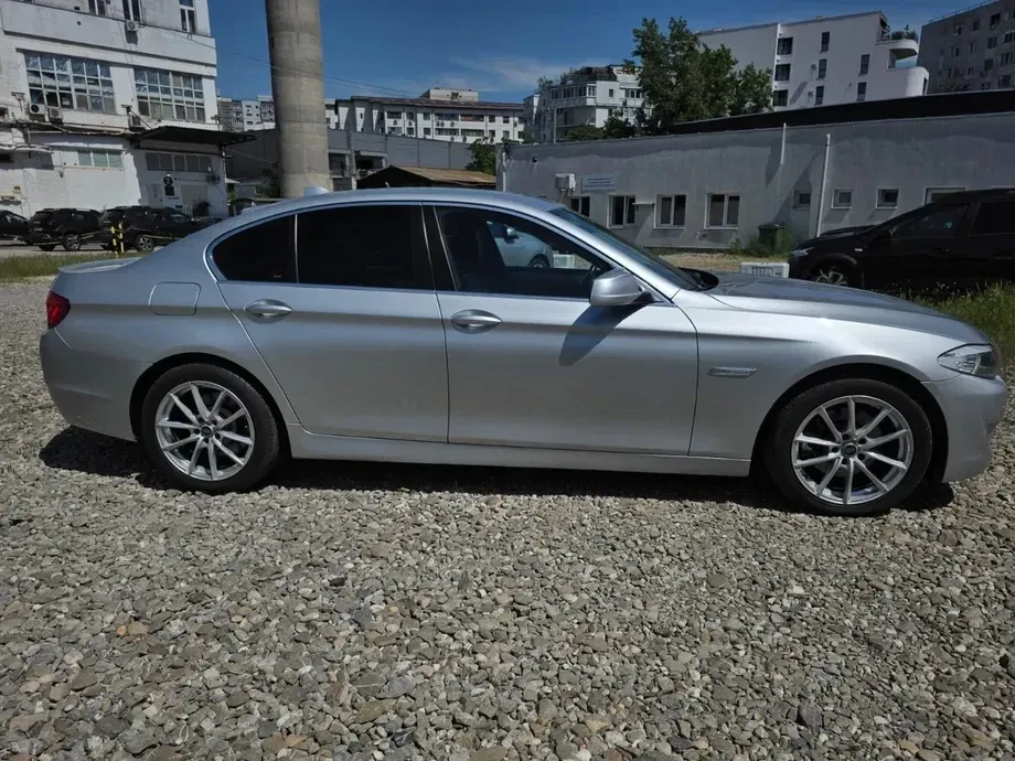 BMW Seria 5 520d Aut. — imagine 4