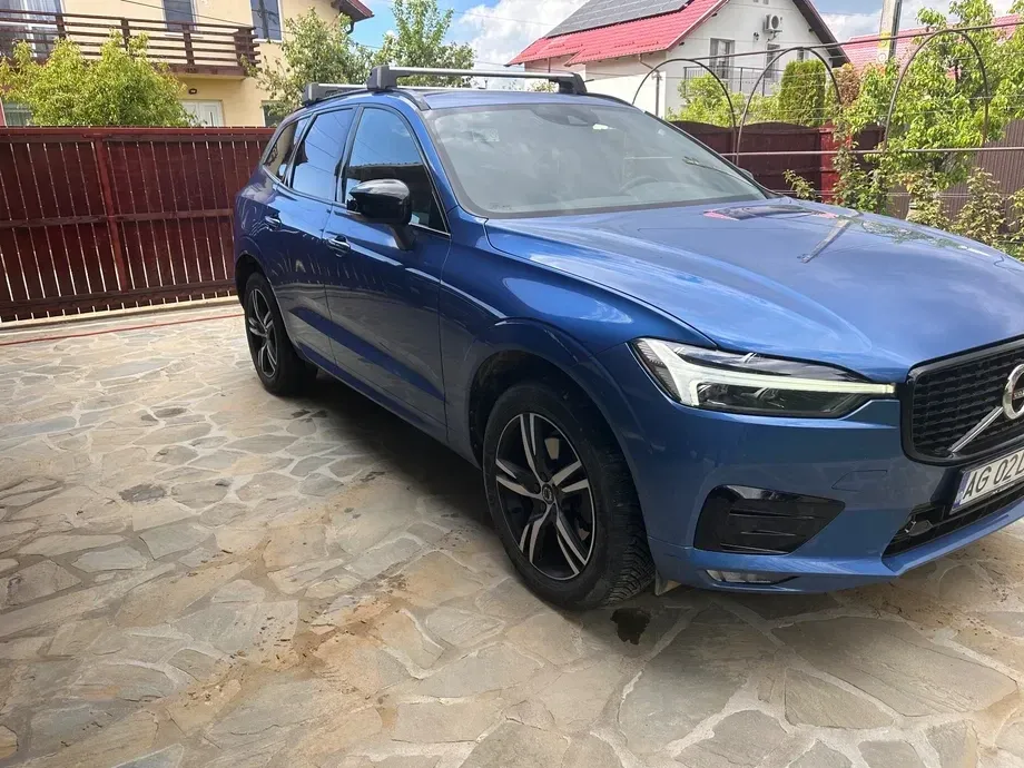 Volvo XC 60 II B4 D AWD Ultimate Dark — imagine 2