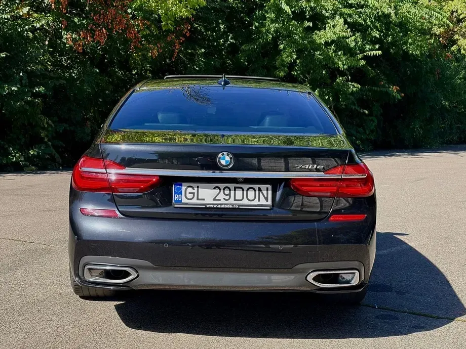 BMW Seria 7 G11/G12 740e iPerformance — imagine 4