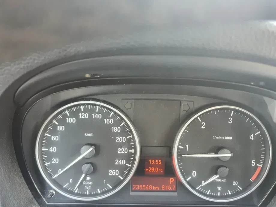 BMW Seria 3 E90/E91/E92/E93 — imagine 5