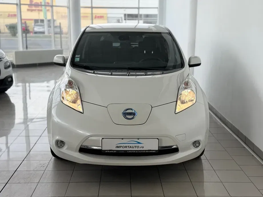 Nissan Leaf 24 kWh Acenta — imagine 2