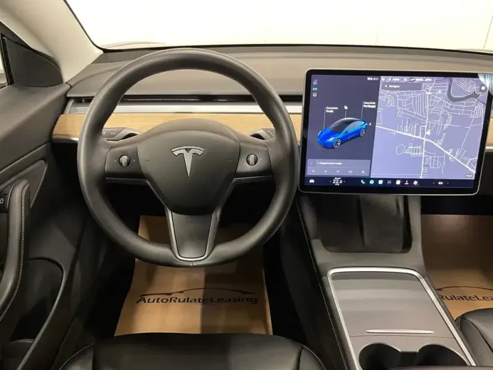 Tesla Model 3 Langstreckenbatterie Allradantrieb Dual Motor