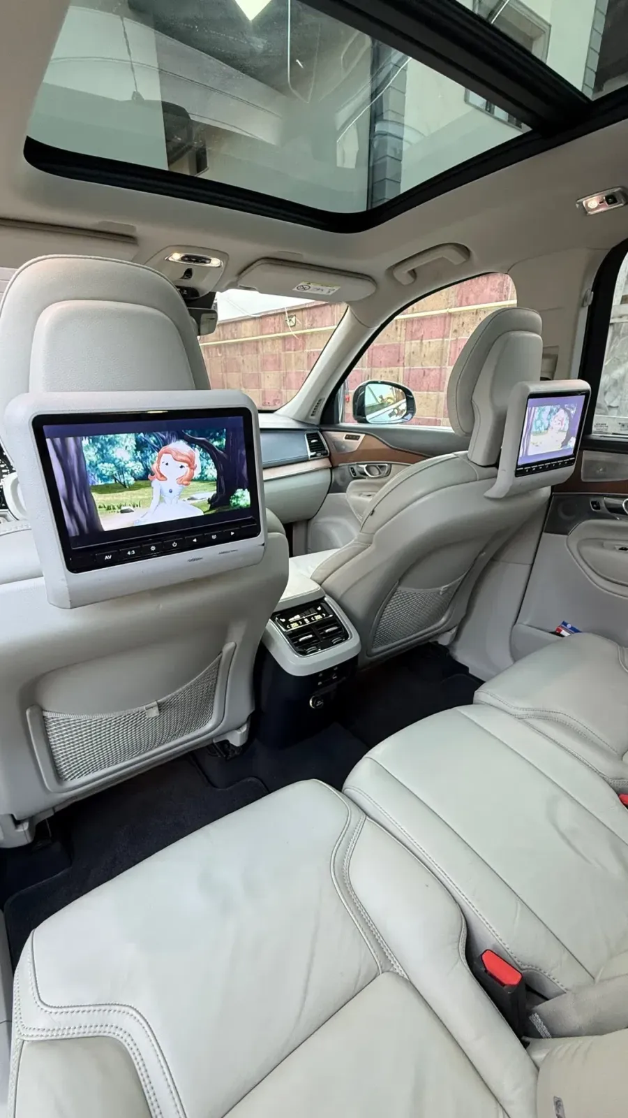 Volvo XC 90 II D5 AWD Inscription — imagine 4