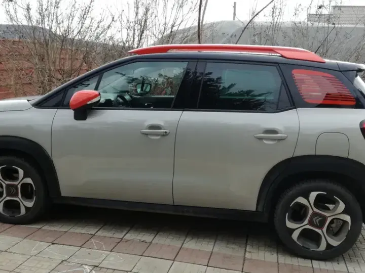 Citroën C3 AIRCROSS I 1.2 PureTech S&S EAT6 Shine