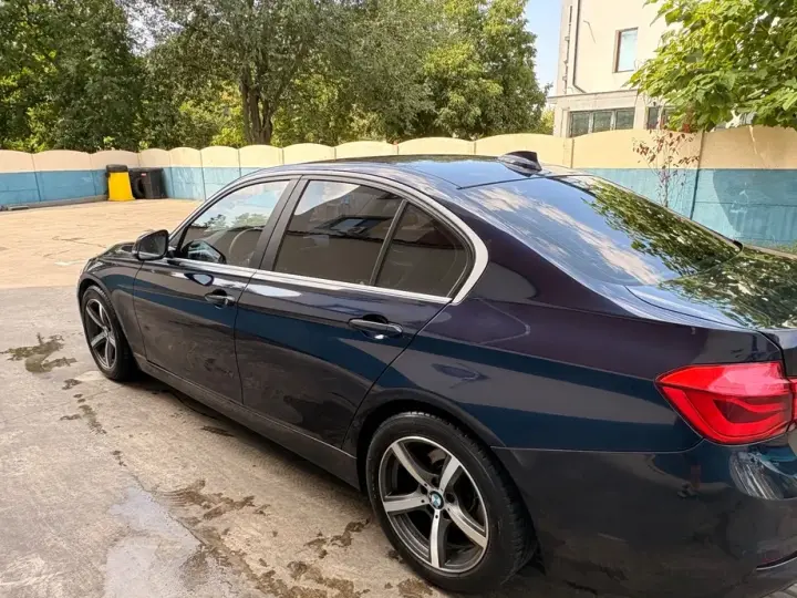 BMW Seria 3 F30/F31/F34 320d Efficient Dynamic Edition Aut. Advantage