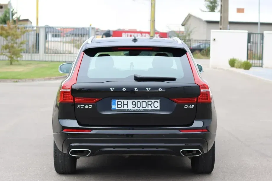 Volvo XC 60 II D4 R-Design — imagine 6