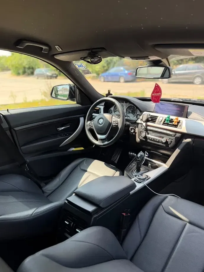 BMW Seria 3 — imagine 3