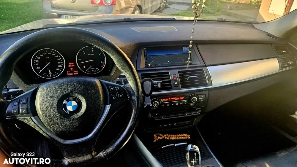 BMW X5 — imagine 5