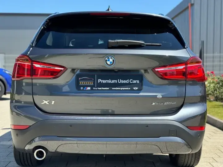 BMW X1 F48