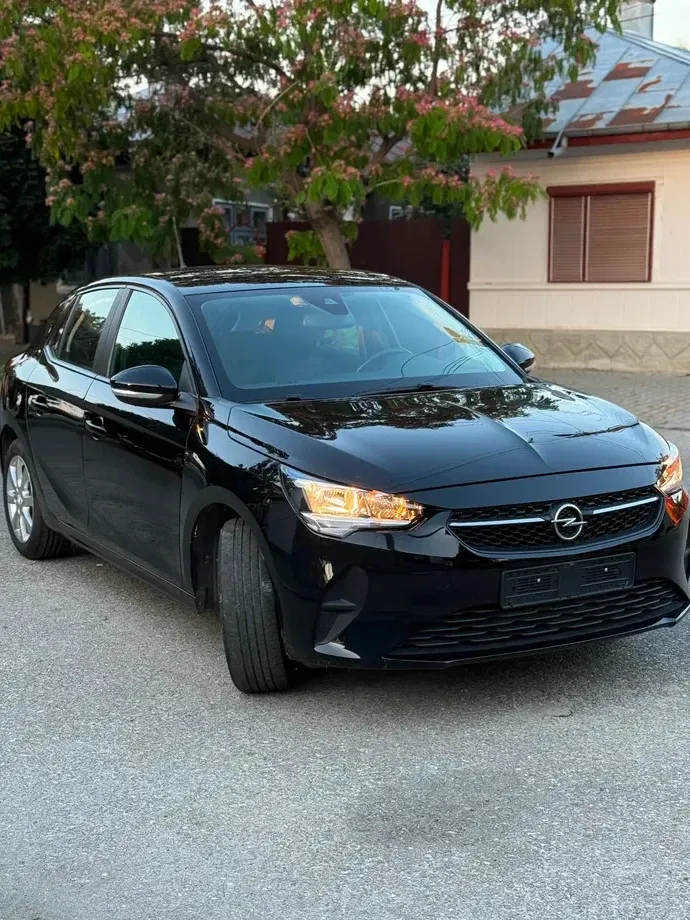 Opel Corsa F 1.2 Selection — imagine 2