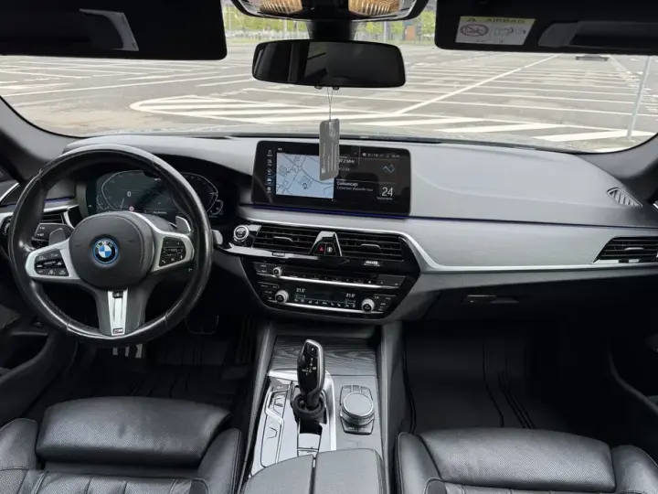 BMW Seria 5 G30/G31 545e xDrive Aut. M Sport Edition