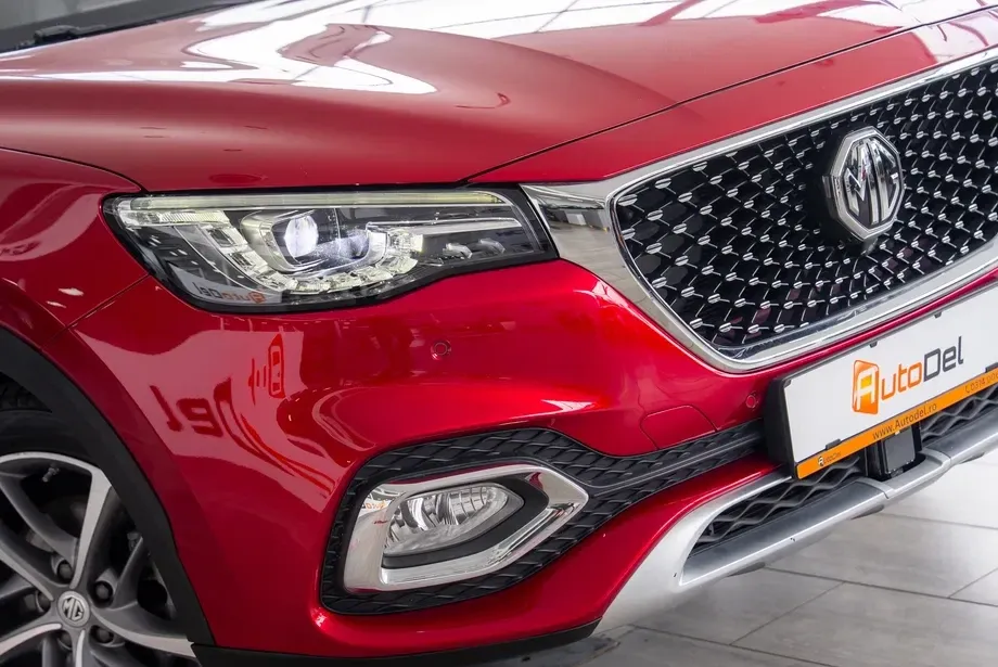 MG EHS Luxury — imagine 6