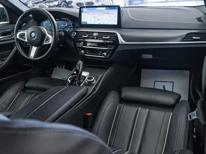 BMW Seria 5 G30/G31 520e AT PHEV