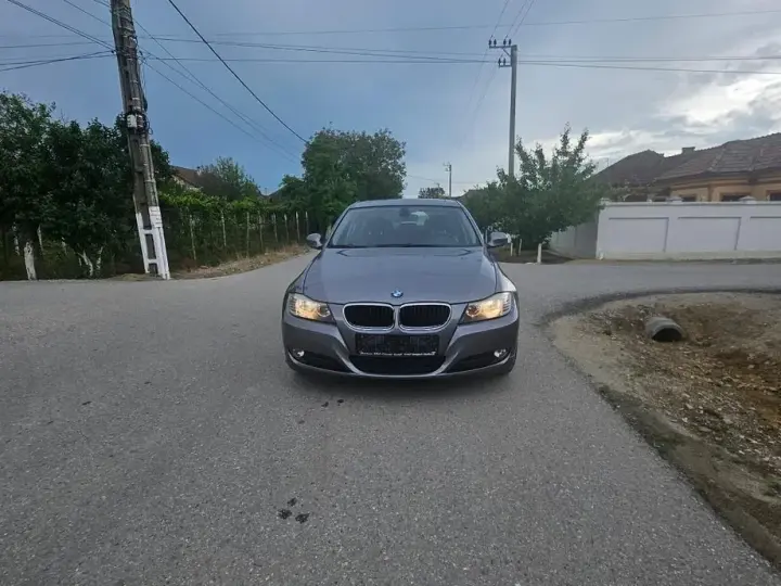 BMW Seria 3 318d