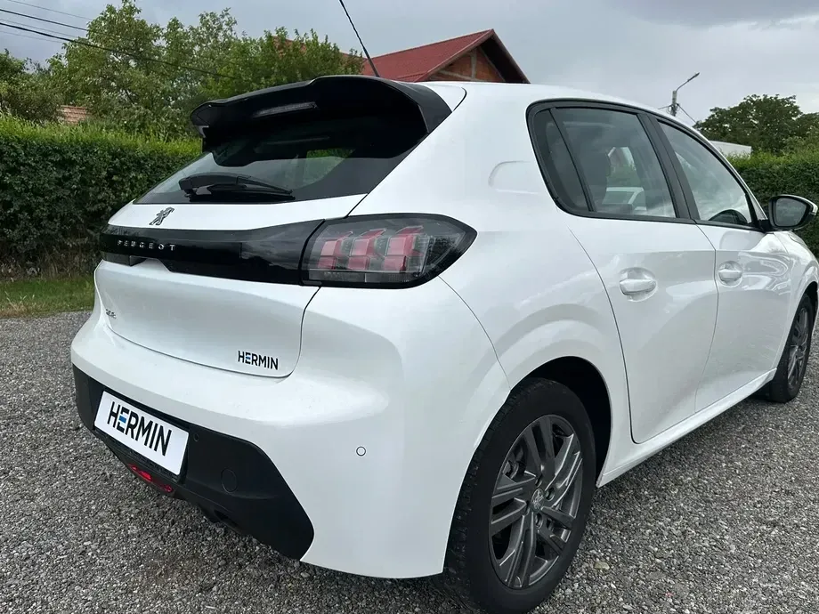 Peugeot 208 II 1.2 L PureTech STT EAT8 Active — imagine 4