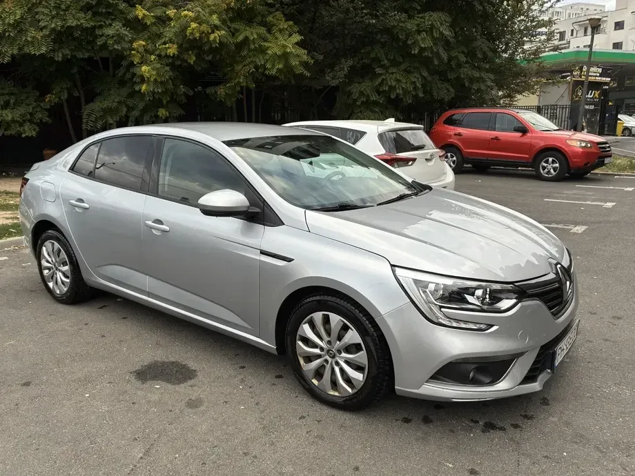 Renault Mégane IV Energy dCi Life — imagine 2