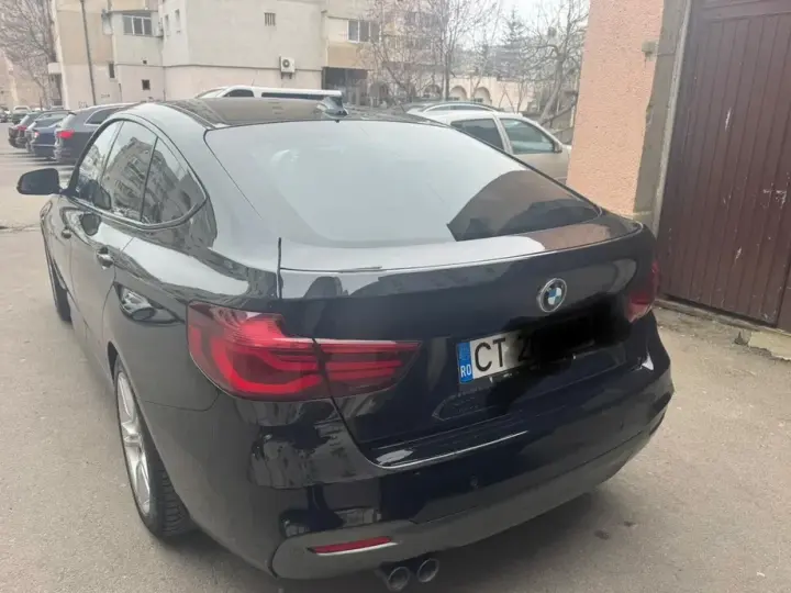 BMW Seria 3 F30/F31/F34 320i xDrive AT