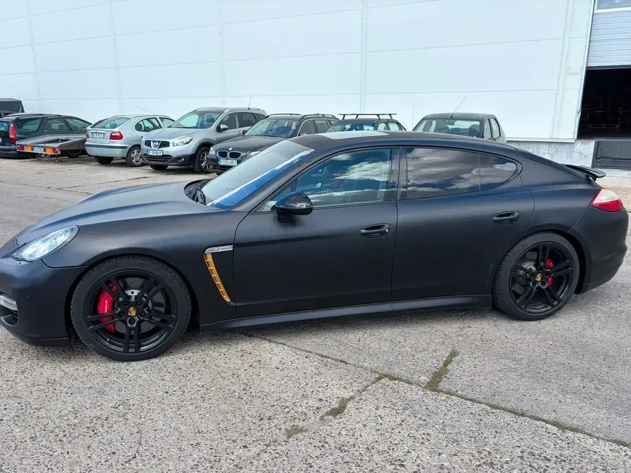 Porsche Panamera Turbo PDK — imagine 5