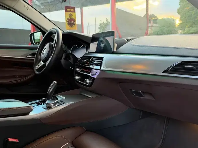 BMW Seria 5 G30/G31 520d AT