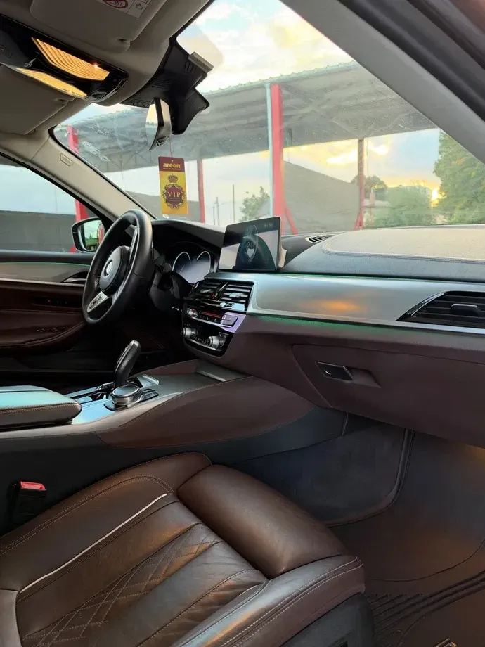 BMW Seria 5 G30/G31 520d AT — imagine 5