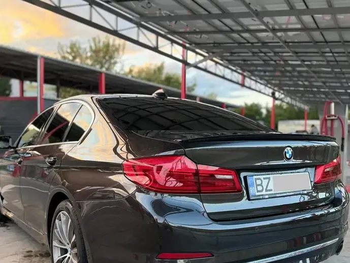 BMW Seria 5 G30/G31 520d AT