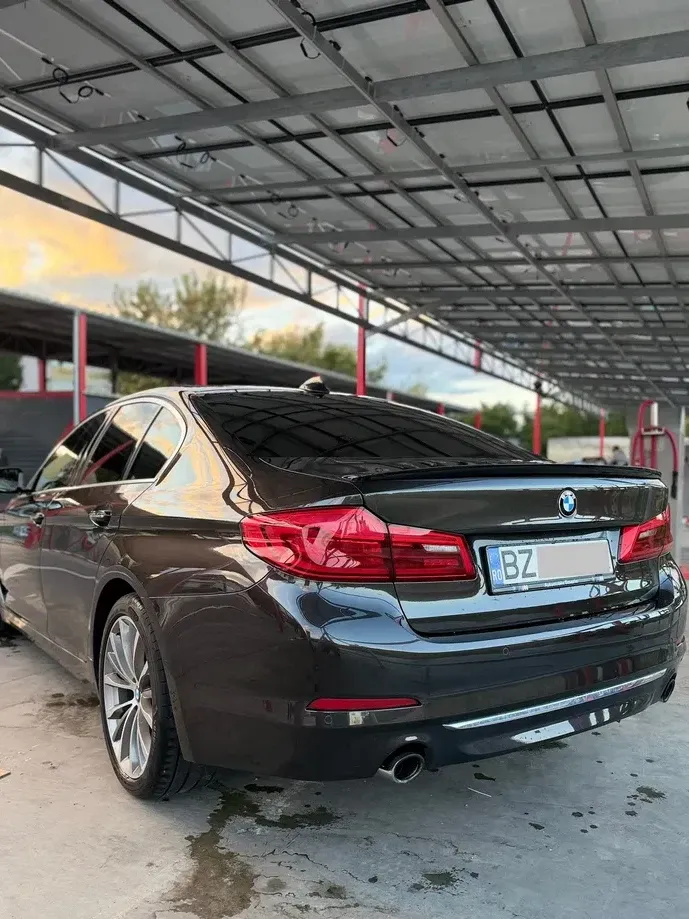 BMW Seria 5 G30/G31 520d AT — imagine 3