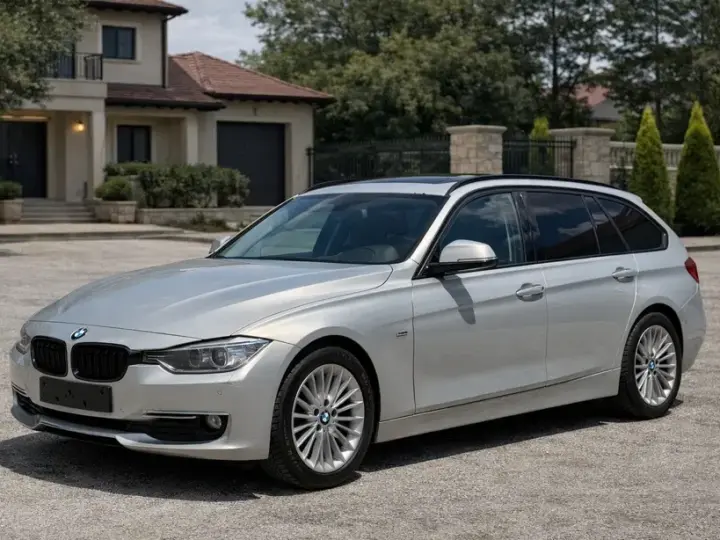 BMW Seria 3 F30/F31/F34 320d Aut. Luxury Line
