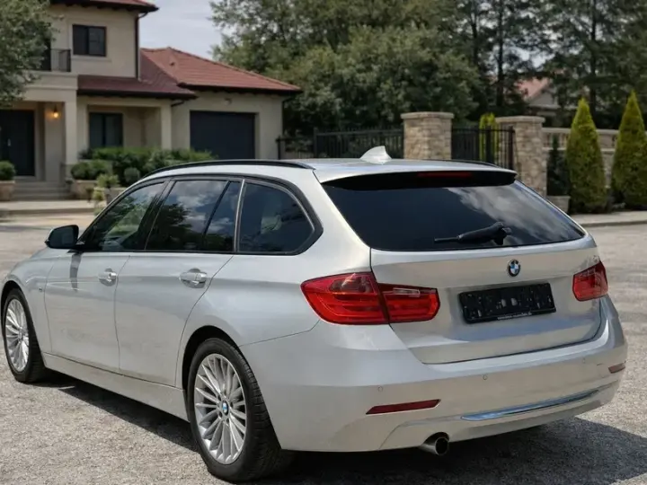 BMW Seria 3 F30/F31/F34 320d Aut. Luxury Line