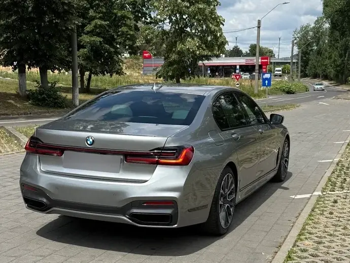 BMW Seria 7 G11/G12 730d xDrive