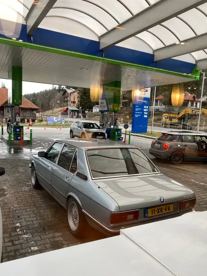 BMW Seria 5 E12 — imagine 3