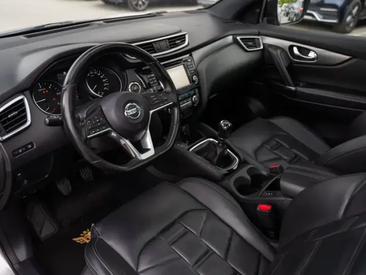 Nissan Qashqai II 1.5 DCI TEKNA+