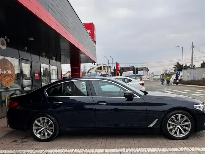 BMW Seria 5 G30/G31 530d xDrive AT