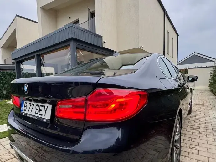 BMW Seria 5 G30/G31 530d xDrive AT