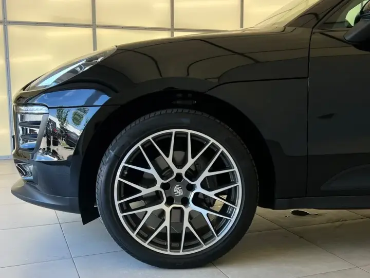 Porsche Macan PDK