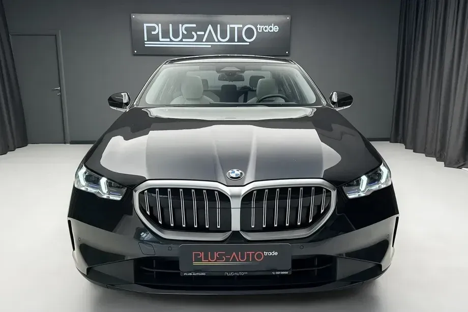 BMW Seria 5 520d Aut. — imagine 5