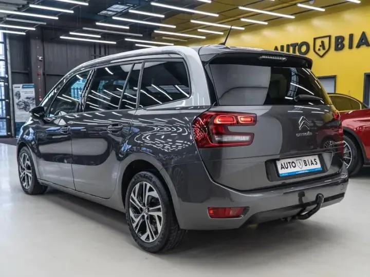 Citroën C4 Grand Space Tourer PureTech 130 Stop&Start SELECTION