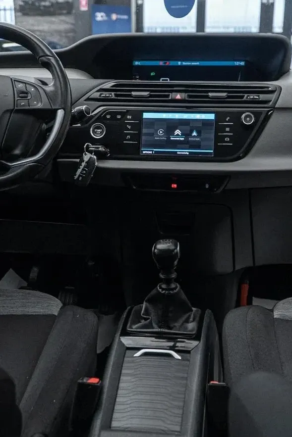 Citroën C4 Grand Space Tourer PureTech 130 Stop&Start SELECTION — imagine 4