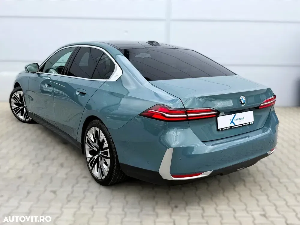 BMW Seria 5 520d xDrive AT MHEV — imagine 4