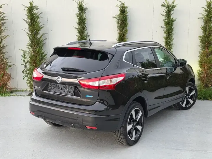 Nissan Qashqai II 1.5 DCI TEKNA