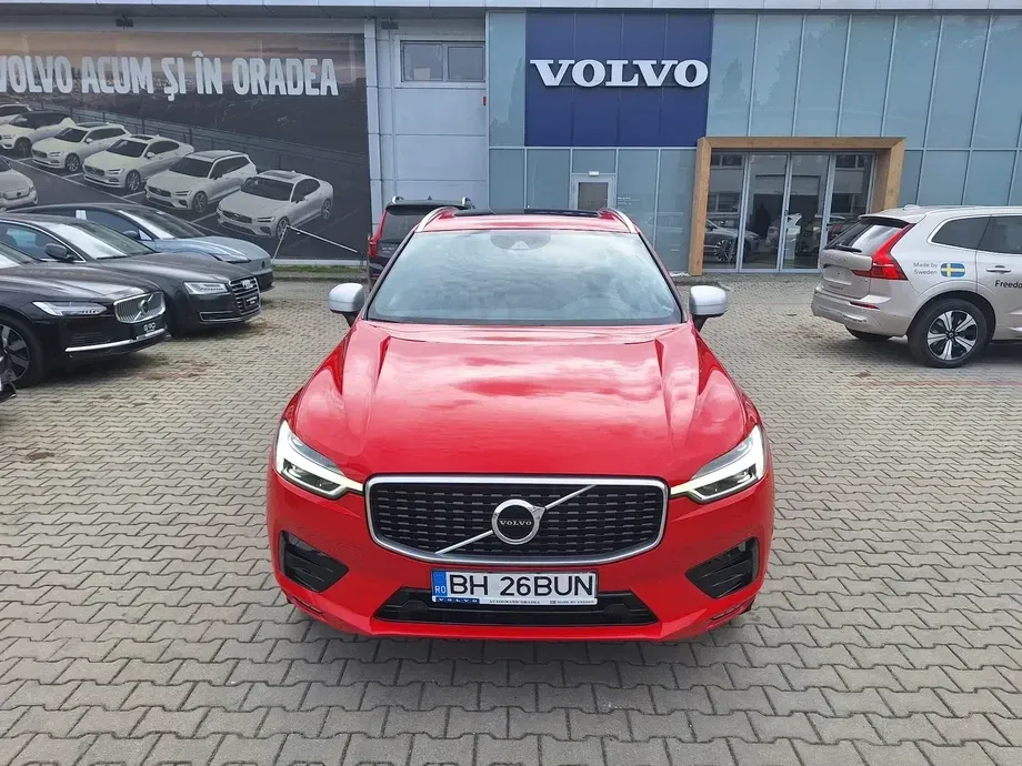 Volvo XC 60 II D5 AWD R-Design — imagine 3