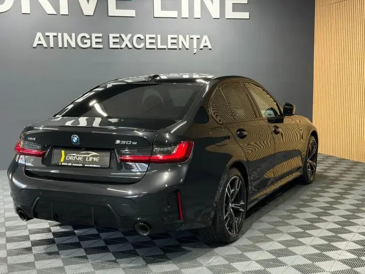 BMW Seria 3 330e xDrive Aut.