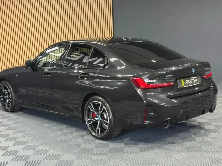 BMW Seria 3 330e xDrive Aut.
