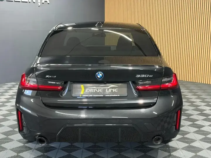 BMW Seria 3 330e xDrive Aut.