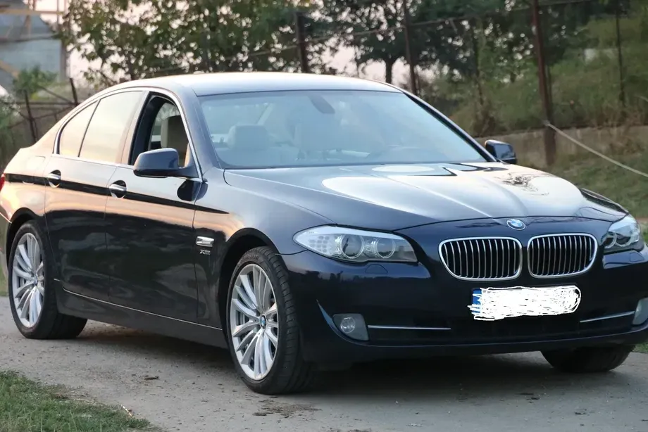 BMW Seria 5 F10/F11/F07 525d xDrive — imagine 3