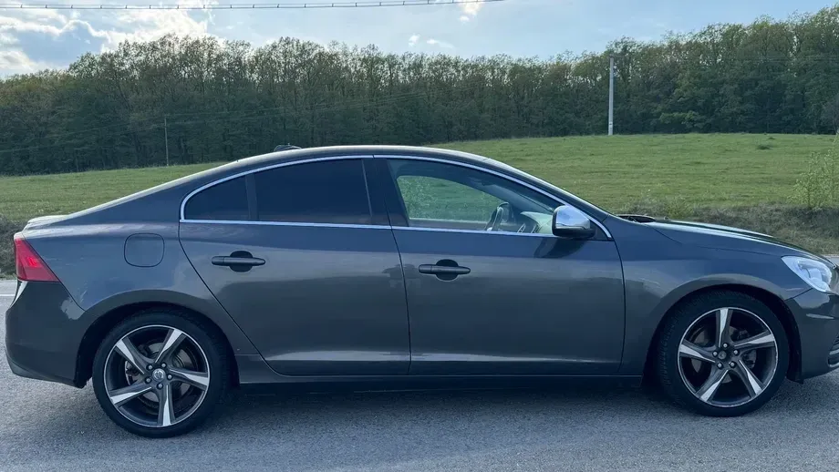 Volvo S60 II D3 Start-Stop Rdesign — imagine 4