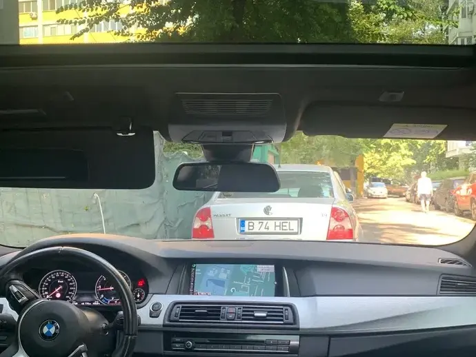 BMW Seria 5 520d Aut. M Sport Edition