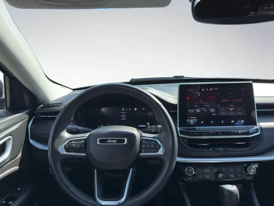 Jeep Compass — imagine 5