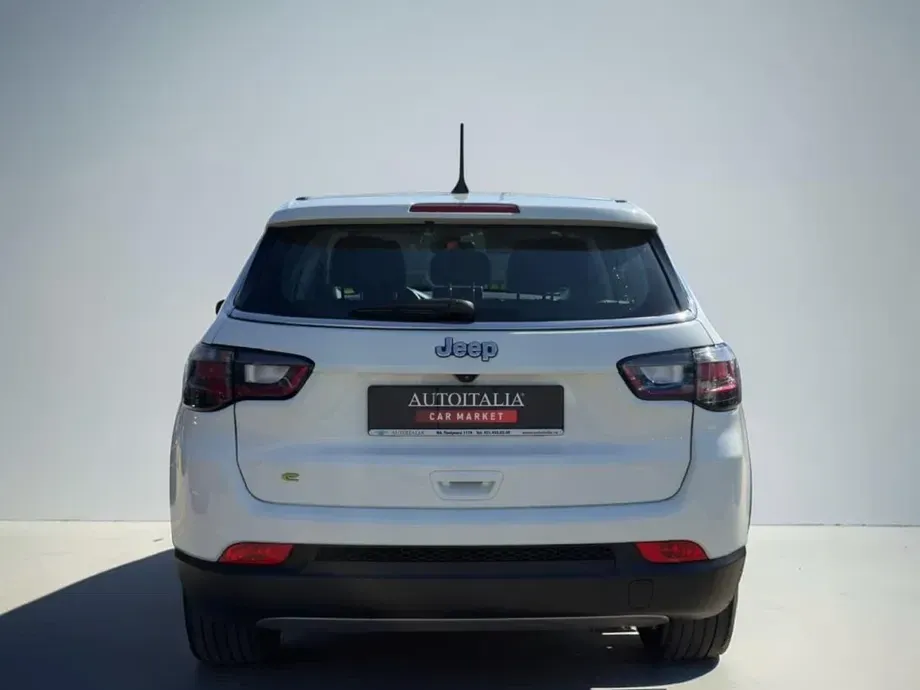 Jeep Compass — imagine 3