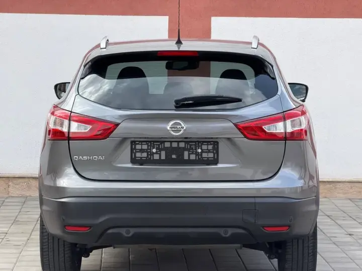 Nissan Qashqai 1.6 DCI Xtronic N-Connecta