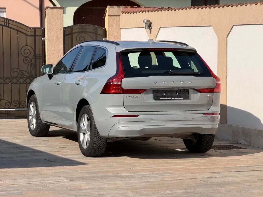 Volvo XC 60 II B4 MHEV AT FWD Core — imagine 6
